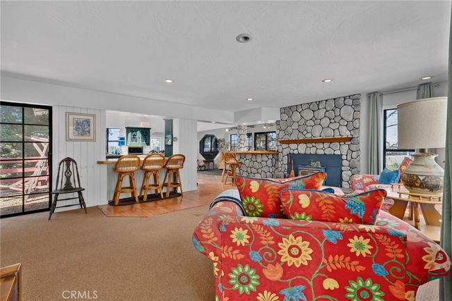 22396 Mojave River Rd, House other with 2 bedrooms, 2 bathrooms and null parking in Cedarpines Park CA | Image 9