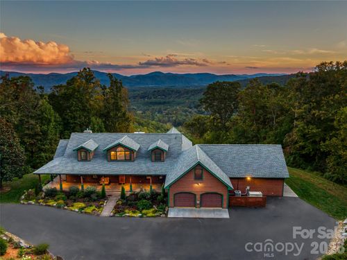 91 Great Oak Ln, Fairview, NC, 28730-7773 | Card Image