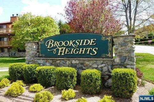 9 C Brookside Hts, Wanaque, NJ, 07465-1620 | Card Image
