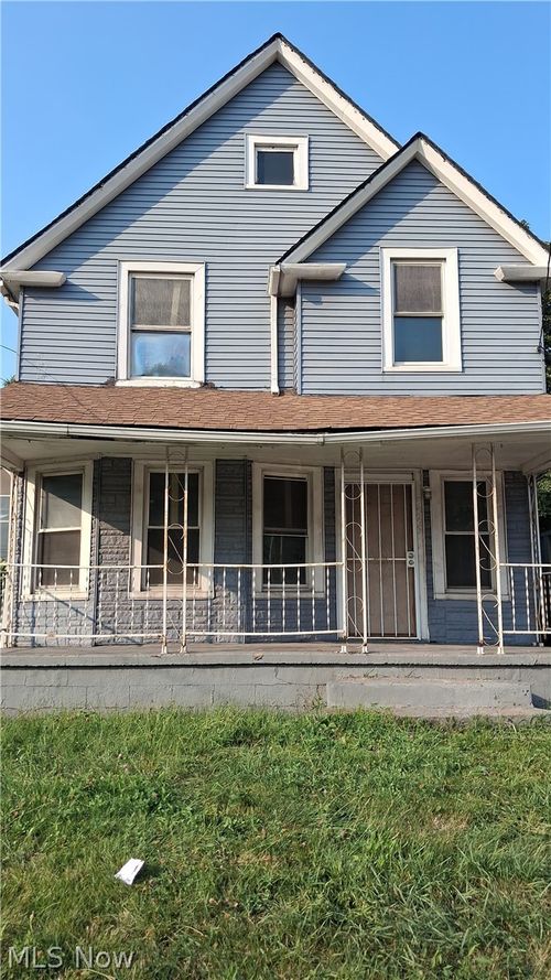 3569 Independence Rd, Cleveland, OH, 44105-1053 | Card Image