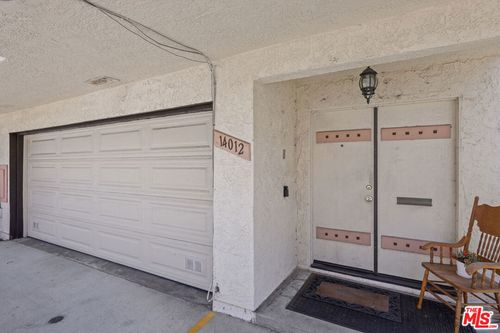 14012 Cerise Ave, Hawthorne, CA, 90250-8120 | Card Image