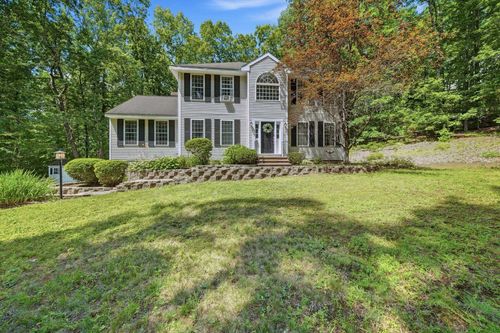 4 Long Meadow Rd, Windham, NH, 03087-1398 | Card Image