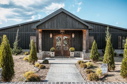 1656 Dibrell Lucky Rd, Mcminnville, TN, 37110-6658 | Card Image