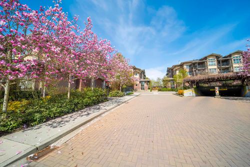 214-5885 Irmin St, Burnaby, BC, V5J0C2 | Card Image