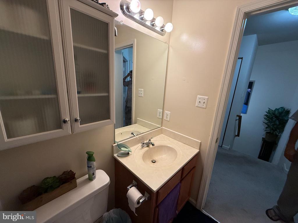 Residential in WOODBRIDGE 3