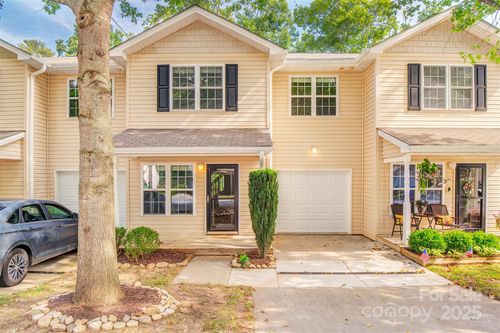111 Alpine Ridge Dr, Asheville, NC, 28803-8832 | Card Image
