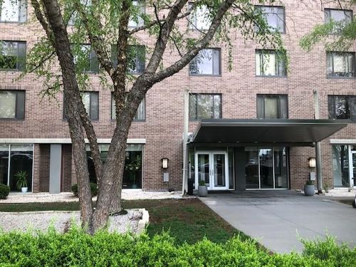 apt-tsl-600 E 8th St, Kansas City, MO, 64106-1623 | Card Image