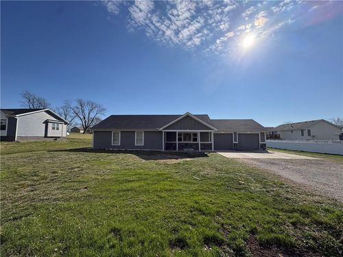 203 Valley St, Lathrop, MO, 64465-9669 | Card Image