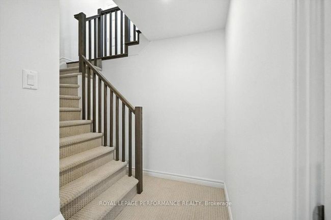 665 Cordelette Cir, House attached with 3 bedrooms, 3 bathrooms and 4 parking in Orleans ON | Image 35