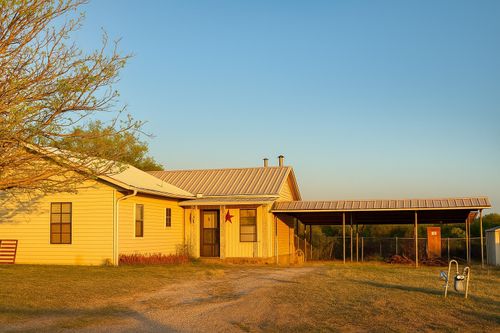 801 High St, Newcastle, TX, 76372-3598 | Card Image