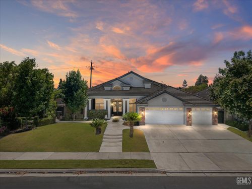 1910 Three Bridges Way, Bakersfield, CA, 93311 | Card Image