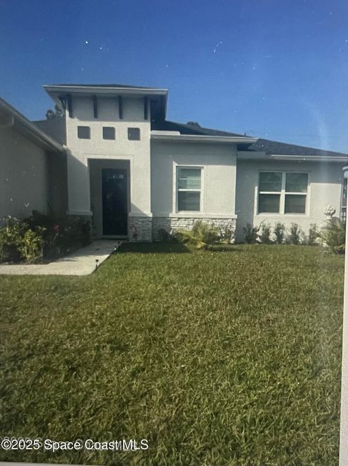 474 Carolina Ave Nw, PALM BAY, FL, 32907-1733 | Card Image