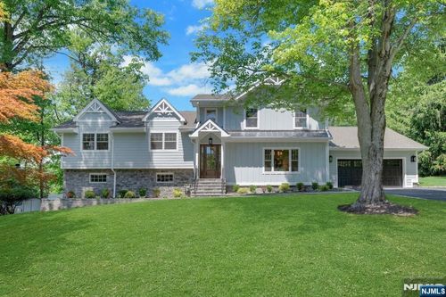 51 Brookside Ter, North Caldwell, NJ, 07006-4135 | Card Image