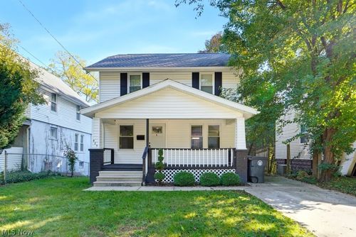 425 Barwell St, Akron, OH, 44303-1921 | Card Image