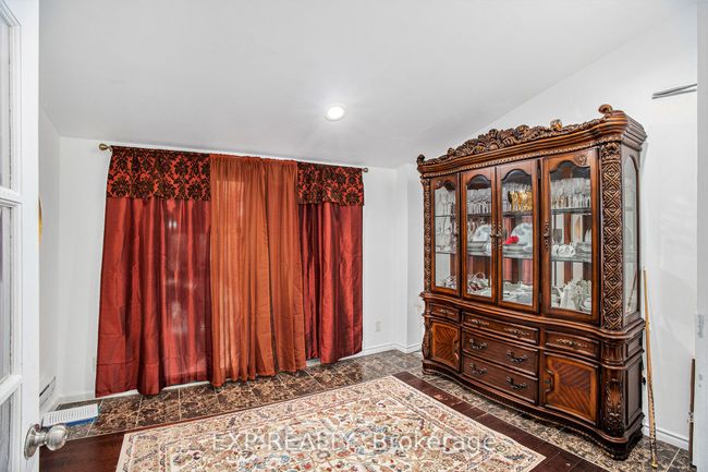 8411 Russell Rd, House other with 7 bedrooms, 5 bathrooms and 30 parking in Navan ON | Image 16
