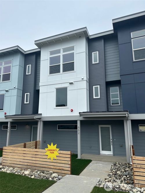 662 W Kline Rd, Bellingham, WA, 98226-4606 | Card Image