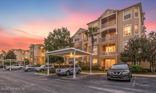 4408-7801 Point Meadows Dr, Jacksonville, FL, 32256-9133 | Card Image
