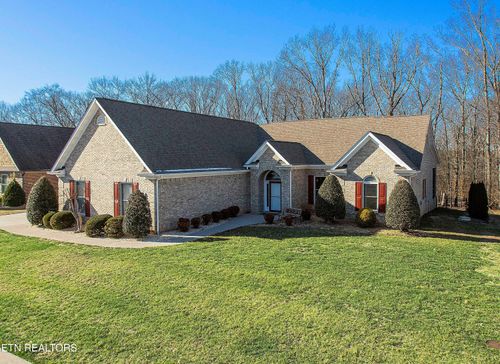 640 Windward Pt, Lenoir City, TN, 37772-4576 | Card Image