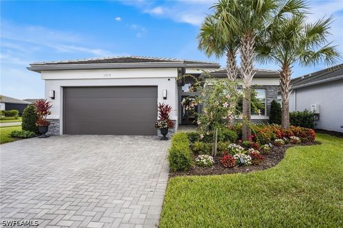 11878 Gardenia Ave, NAPLES, FL, 34120-3871 | Card Image