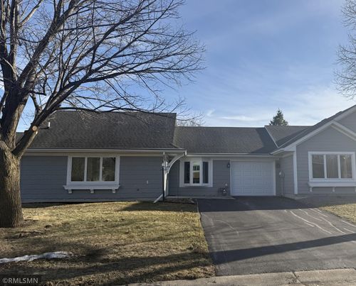 518 Devonshire Dr, Norwood Young America, MN, 55397-9624 | Card Image