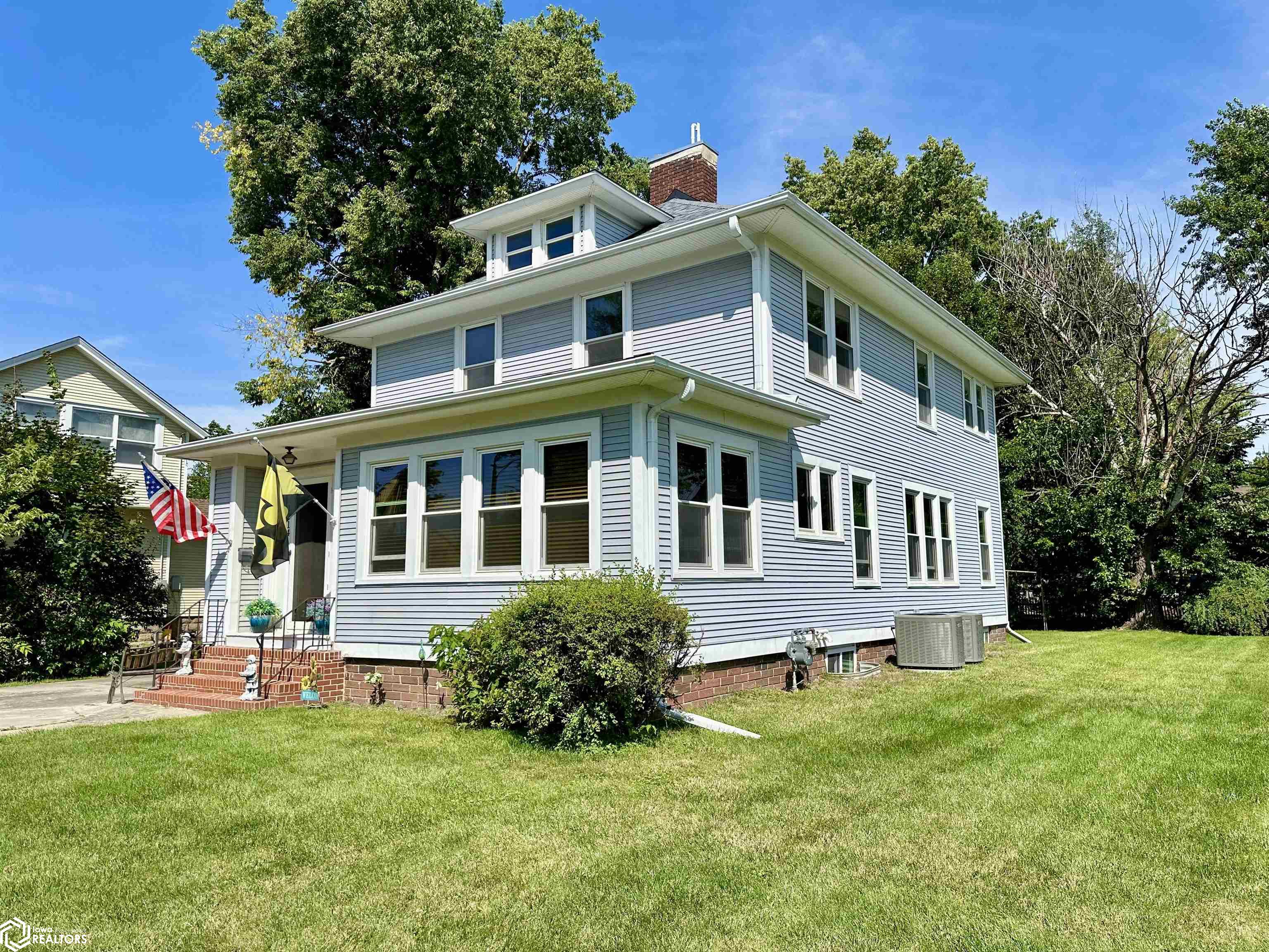 West St, Grinnell, IA 50112