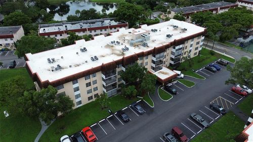202-4152 Inverrary Dr, Lauderhill, FL, 33319-4500 | Card Image