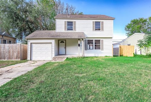 314 13th Ave N, Texas City, TX, 77590-6225 | Card Image