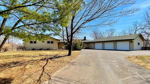 237 Butternut Ave, Red Wing, MN, 55066-1407 | Card Image