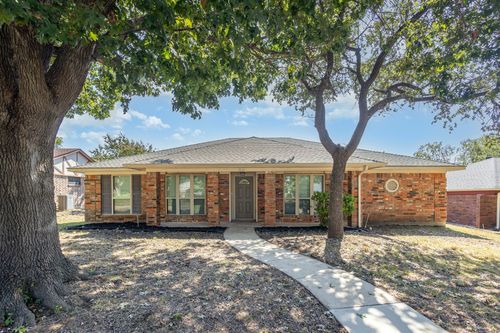 1024 Ledgemont Dr, Plano, TX, 75025-3509 | Card Image