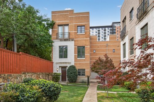 35-3210 Carlisle St, Dallas, TX, 75204-1359 | Card Image