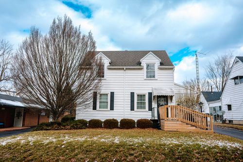 820 W 1st St, Springfield, OH, 45504-1611 | Card Image