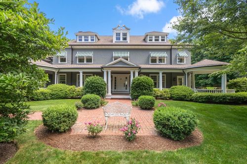 75 Lake St, Sherborn, MA, 01770-1600 | Card Image