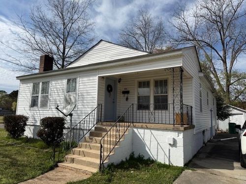 108 W Jackson St, Tuscumbia, AL, 35674-1105 | Card Image