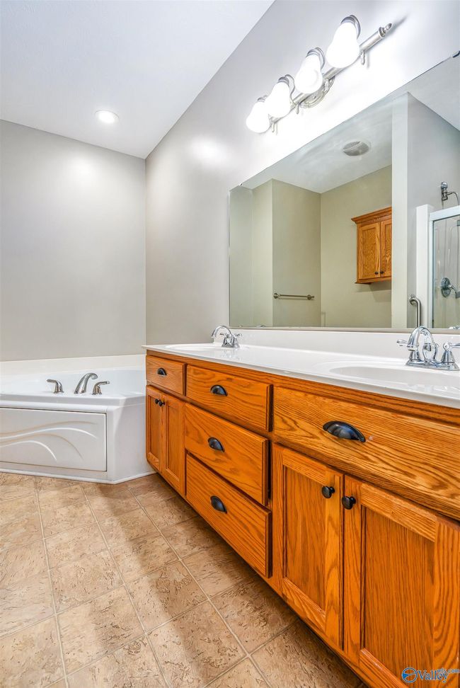 202 Santana Dr, Townhouse with 2 bedrooms, 2 bathrooms and null parking in Athens AL | Image 17
