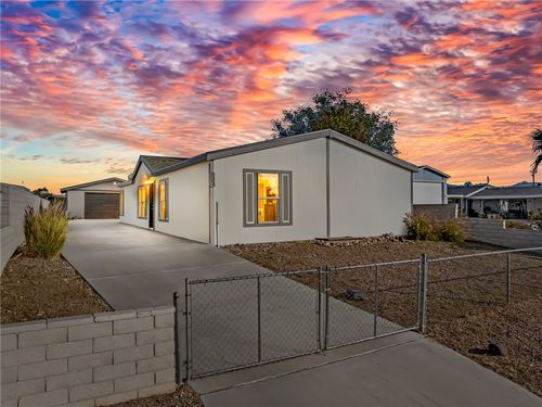 971 Turney Dr, Bullhead City, AZ, 86442-6519 | Card Image