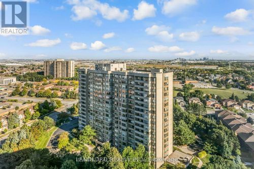 1501-30 Malta Avenue, Brampton (Fletcher's Creek South), ON, L6V4A4 | Card Image