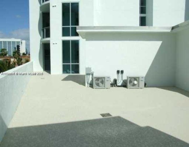APT-301 - 3029 Ne 188 Th St, Condo with 3 bedrooms, 3 bathrooms and null parking in Aventura FL | Image 6