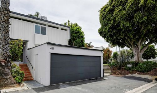 451 Bolero Way, Newport Beach, CA, 92663-3636 | Card Image