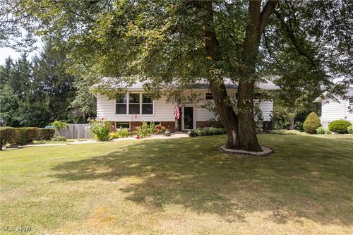 680 West St, Wadsworth, OH, 44281-1668 | Card Image