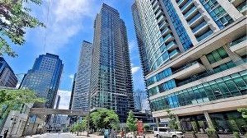 4903-33 Bay St, Toronto, ON, M5J2Z3 | Card Image