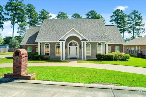 127 Pinewood Ave, Pineville, LA, 71360-7750 | Card Image