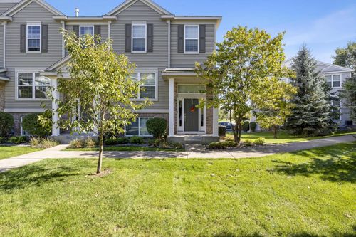 15220 Fanning Dr N, Hugo, MN, 55038-6307 | Card Image