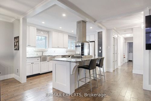 4323 Forsyth Blvd, Burlington, ON, L7L2M2 | Card Image