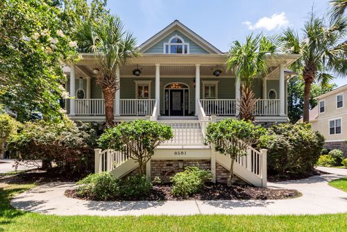 8581 Refuge Point Cir, North Charleston, SC, 29420-6880 | Card Image