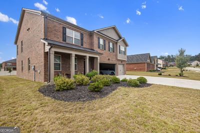 1401 Harlequin Way, House other with 5 bedrooms, 4 bathrooms and 3 parking in Stockbridge GA | Image 3