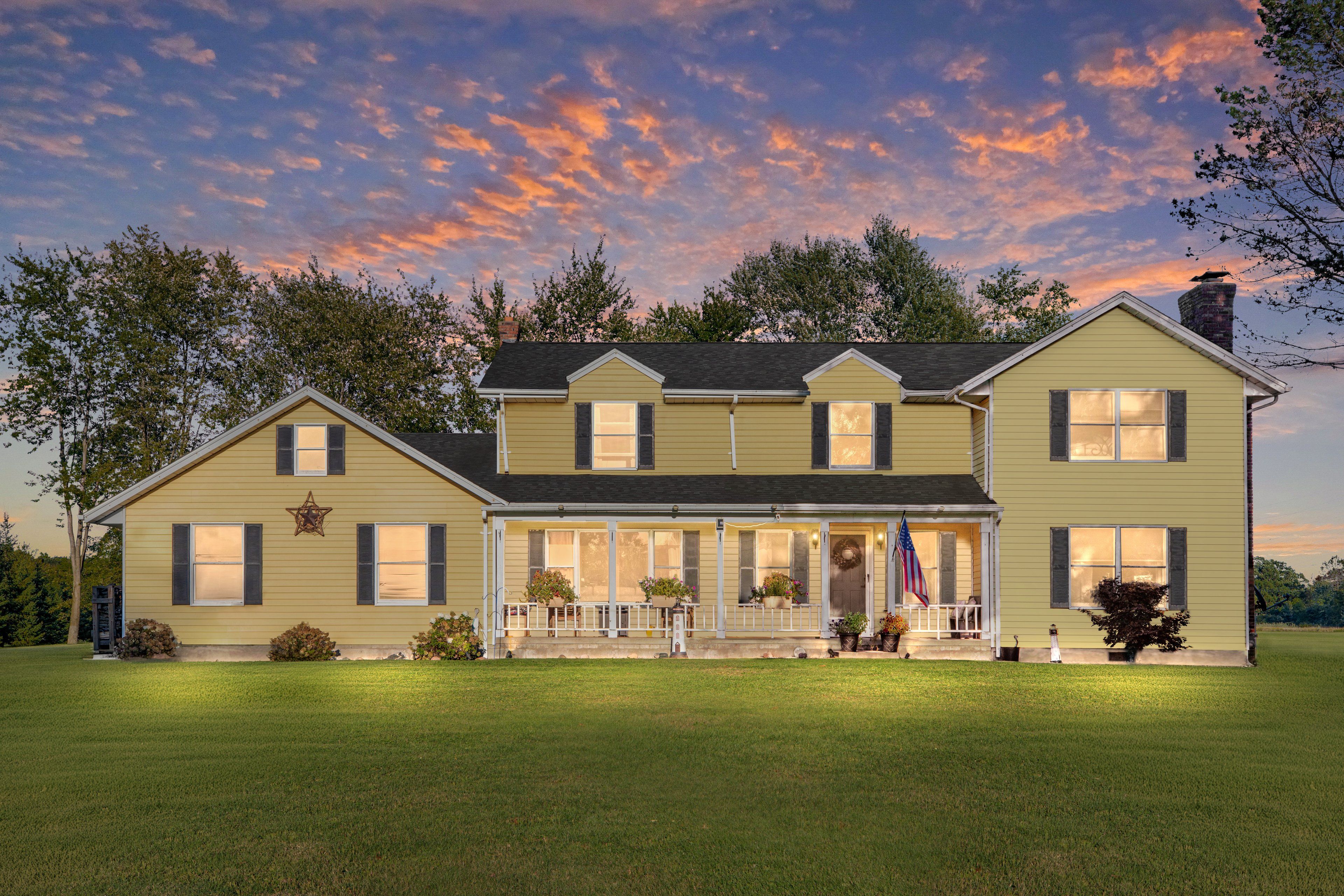 Merriman Rd, New Boston, MI 48164