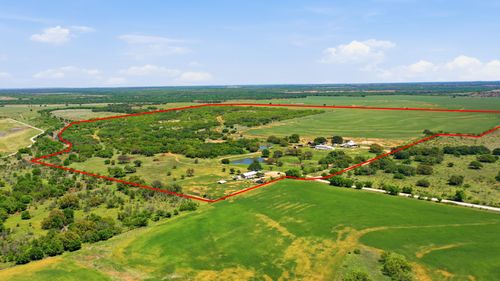 200 Strother Rd, Newcastle, TX, 76372-3105 | Card Image