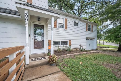 500 Ne 44th St, Kansas City, MO, 64116-1808 | Card Image