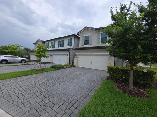 4480 Appleton Cir W, Oakland Park, FL, 33309-1006 | Card Image