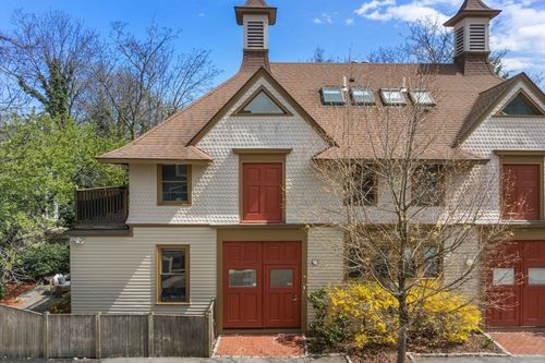 18A Highland Ave, Cambridge, MA, 02139 | Card Image